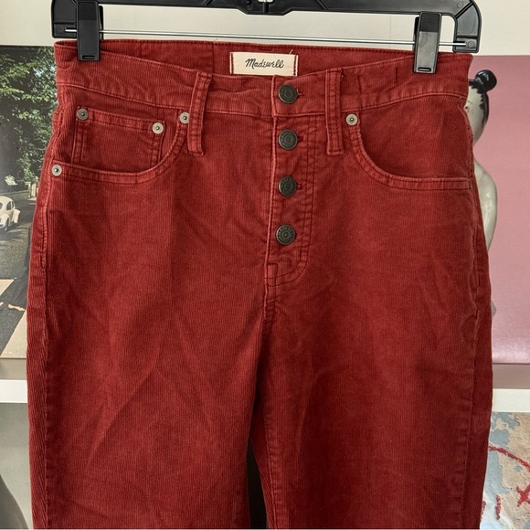MADEWELL Cali Demi-Boot Jeans in Corduroy: Button-Front Edition Canterbury Red - Picture 6 of 8